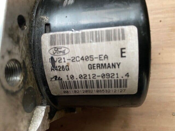 AV612C405AE Abs Beyni AV61-2C405-AE AV61-2C405-AE Ford Focus 3 Abs Beyni AV612C405 AV612C405AE Ford Kuga Abs Beyni AV61-2C405 AV61-2C405-AE Ford Grand C-Max Abs Beyni AV612C405AE AV612C405AE Ford C-Max Abs Beyni AV61-2C405-AE
