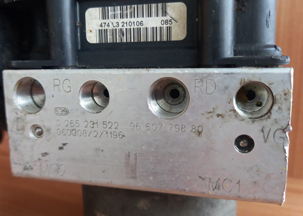 9660779880 Abs Beyni 0265800415 0265231522 Berlingo Abs Beyni 9665780680 0265951105 Partner Abs Beyni 0265230456 4541E8 Xsara Abs Beyni 4541J5