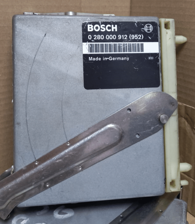 0280000912 Volvo 850 Motor Beyni 0280000912952 Volvo 850 Motor Beyni P01271978 Volvo 850 Motor Beyni 0280000912-952 Volvo 850 Motor Beyni