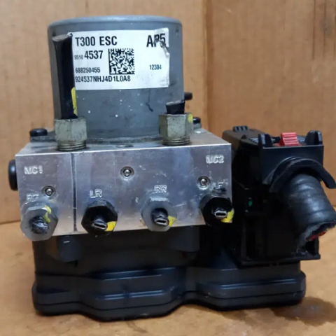 95104537 Abs Beyni Chevrolet Aveo Abs Beyni Aveo T300 Çıkma Abs Beyni Aveo Çıkma Abs Beyni