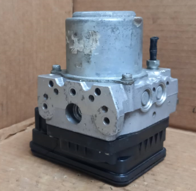 C11D4-0067 Abs Beyni 8C11-0107 C11D4-0067 Honda Civic Abs Beyni C11D40067 C11D4-0067 Honda Civic FD6 Çıkma Abs Beyni 8C110107 C11D4-0067 Civic FD6 Çıkma Abs Pompa Beyni 8C11-0107