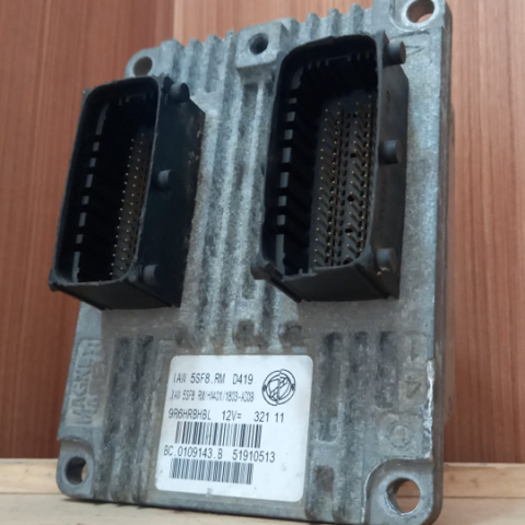 51910513 Motor Beyni 5SF8.RM 51910513 Alfa Romeo Mito Motor Beyni 5SF8RM 51910513 Alfa Mito Motor Beyni HW401 51910513 Alfa Romeo Mito Çıkma Motor Beyini BC0109143B 51910513 Alfa Mito Çıkma Motor Beyini 51910513