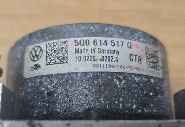 5Q0614517Q Abs Beyni 5Q0907379F 5Q0907379G VW Golf 7 Çıkma Abs Beyni 5Q0614517T 5Q0907379R Seat Leon Çıkma Abs Beyni 10.0220-0292.4 10.0915-4324.3 Skoda Octavia 3 Çıkma Abs Beyni 10.0622-3478.1 28.5154-006.3 Audi A3 Çıkma Abs Beyni 5Q0614517Q 5Q0907379F Golf 7 Çıkma Abs Beyni 5Q0614517Q 5Q0907379R Leon Çıkma Abs Beyni 5Q0907379F 5Q0907379G Octavia 3 Çıkma Abs Beyni 5Q0614517T