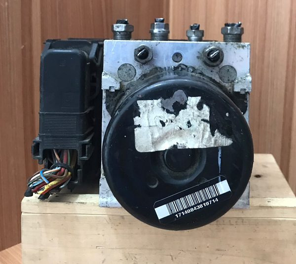 BV61-2C405-AF Abs Beyni, Ford Focus 3 Abs Beyni, Ford C-Max Abs Beyni, Ford Grand C-Max Abs Beyni, Focus 3 Çıkma Abs Beyni, C-Max Çıkma Abs Beyni, Grand C-Max Çıkma Abs Beyni, 10.0212-0723.4, 10.0961-0140.3,